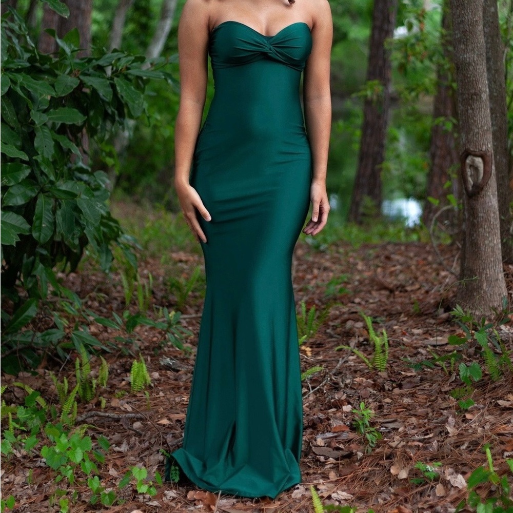 Windsor Strapless Deep Green Mermaid Gown